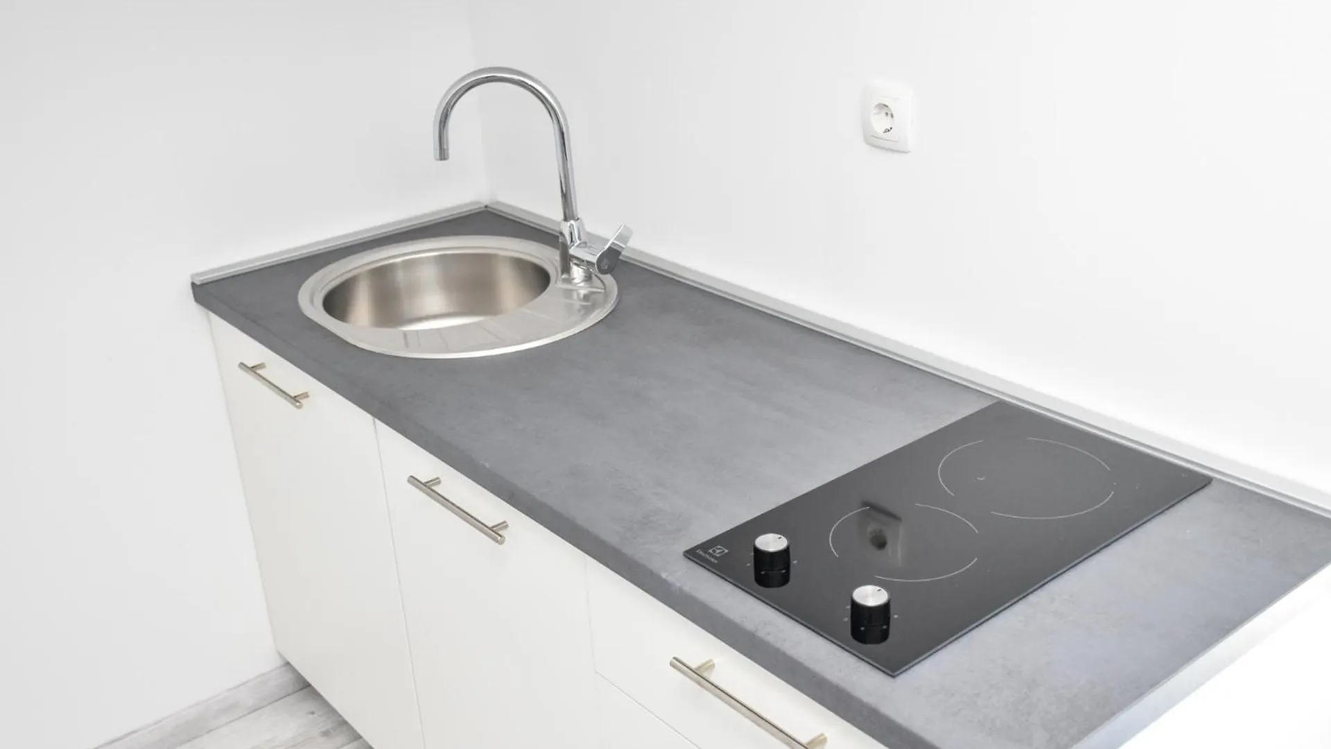 Apartmani Niko Zára 0*,